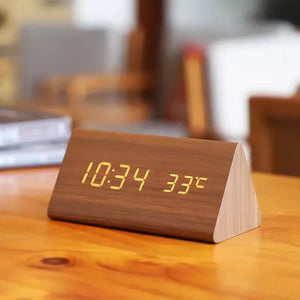 Alarm Clock for Bedrooms Bedside Table Wooden Desk Decor Wake Up Table Clock With Temperature Led Digital Clock Light Dawn